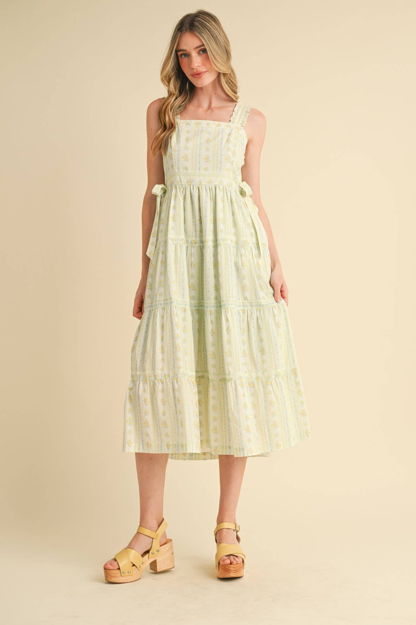RUFFLED STRAP FLORAL DRESS WITH SIDE TYING BOWS - Chartreuse