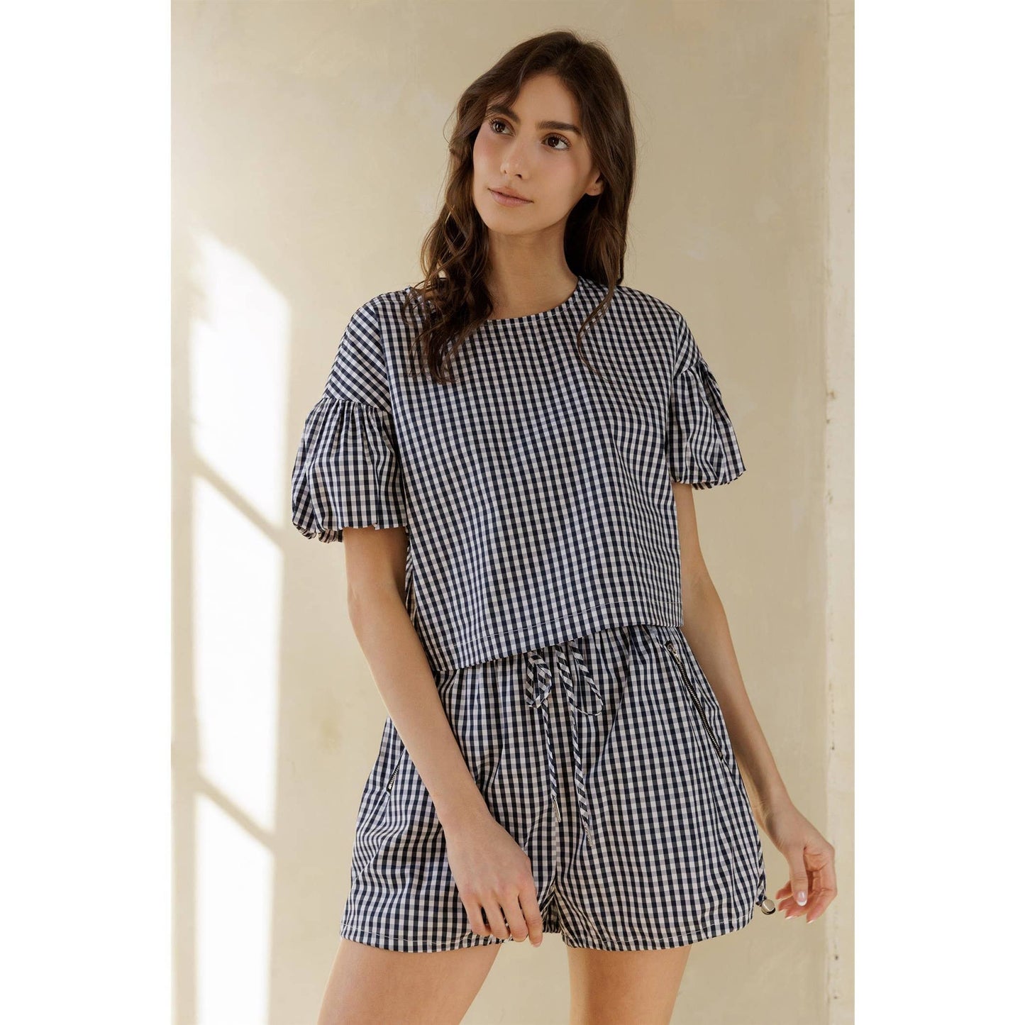 NAVY WHITE GINGHAM TOP: NAVY WHITE