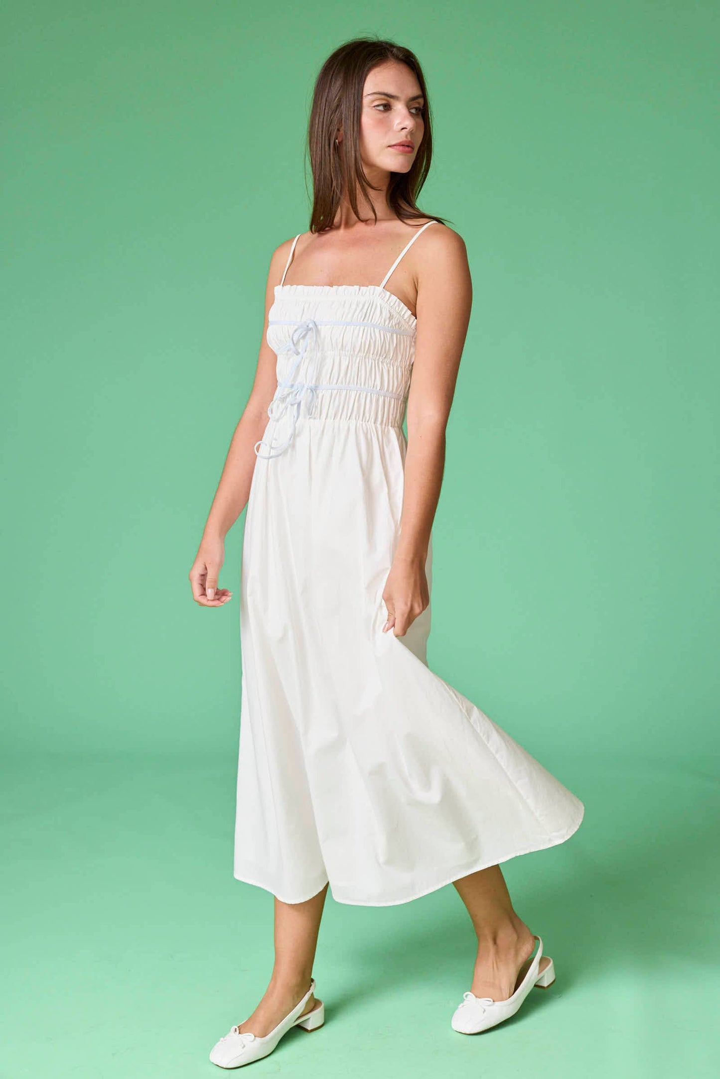 Scarlet Smocked Bow Trim Midi Dress: White/Blue