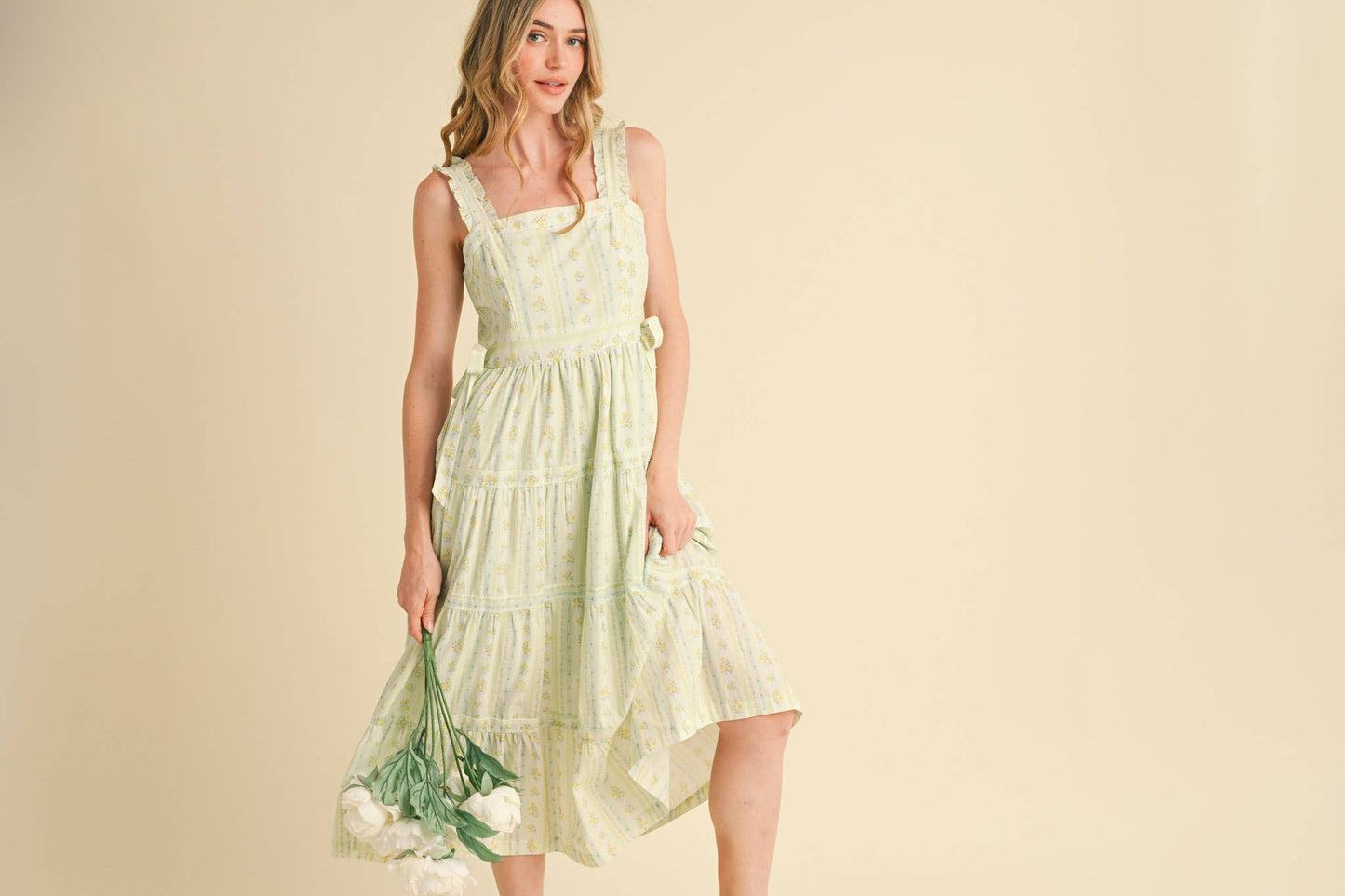 RUFFLED STRAP FLORAL DRESS WITH SIDE TYING BOWS - Chartreuse