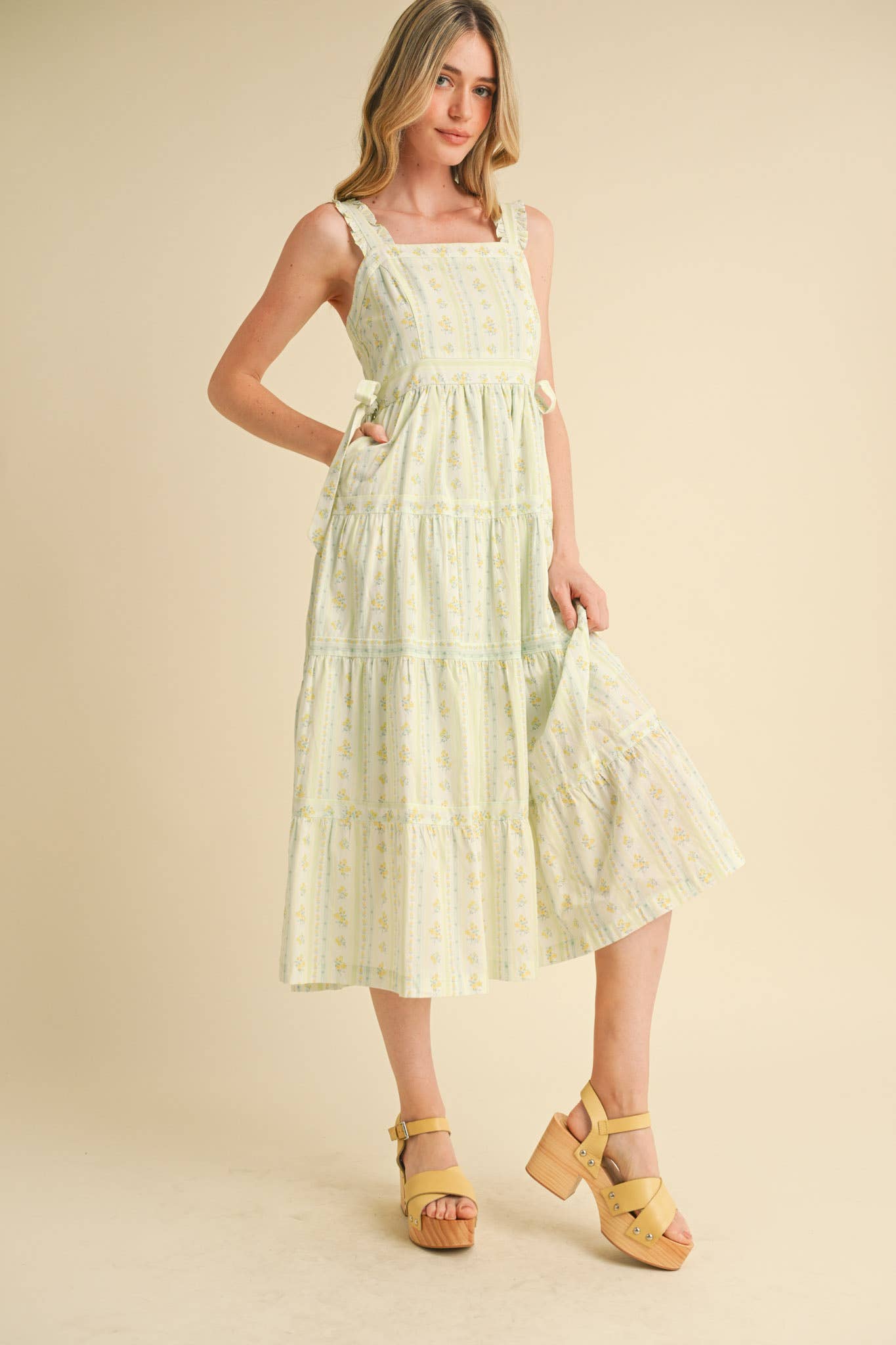 RUFFLED STRAP FLORAL DRESS WITH SIDE TYING BOWS - Chartreuse