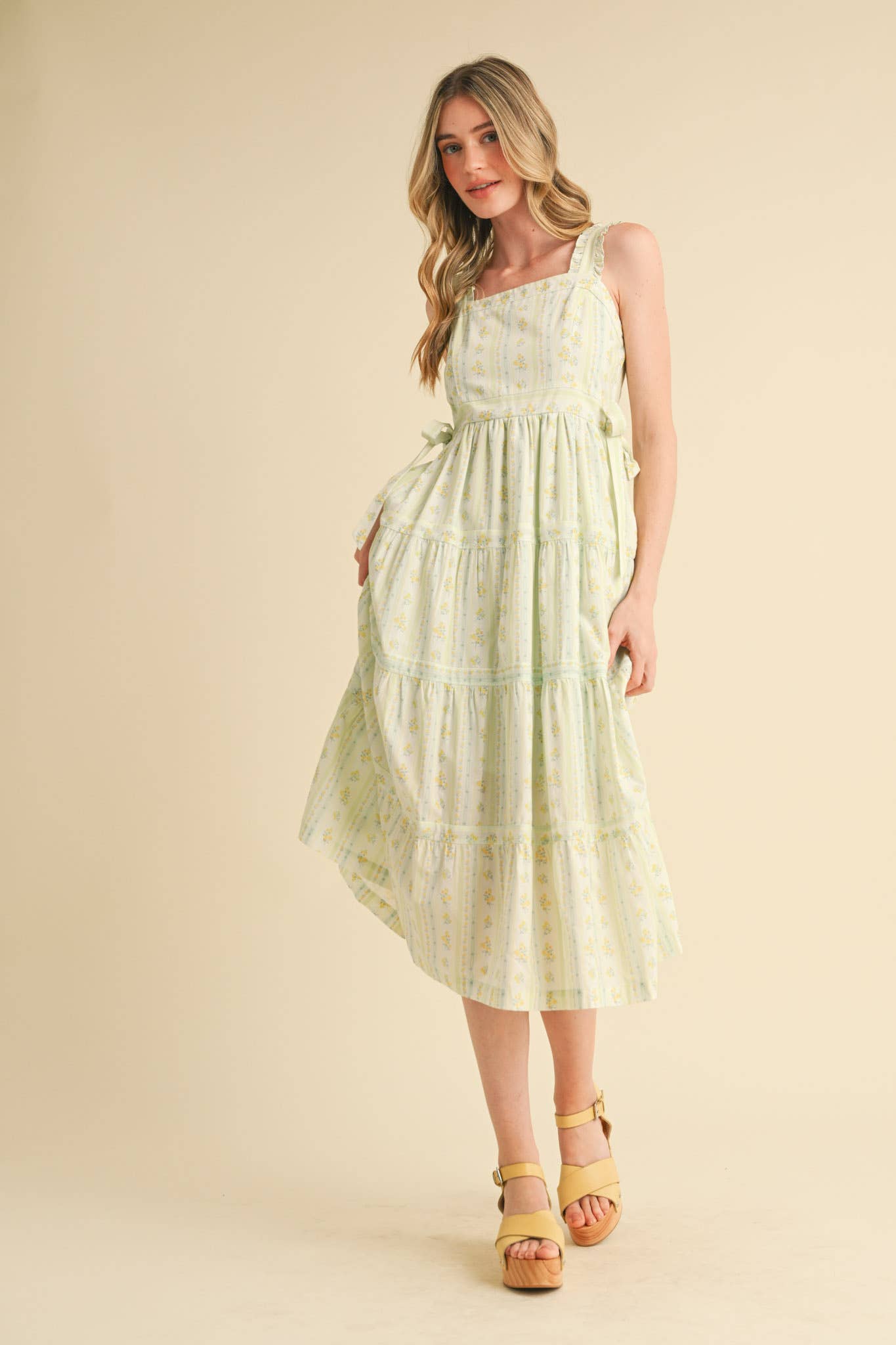 RUFFLED STRAP FLORAL DRESS WITH SIDE TYING BOWS - Chartreuse