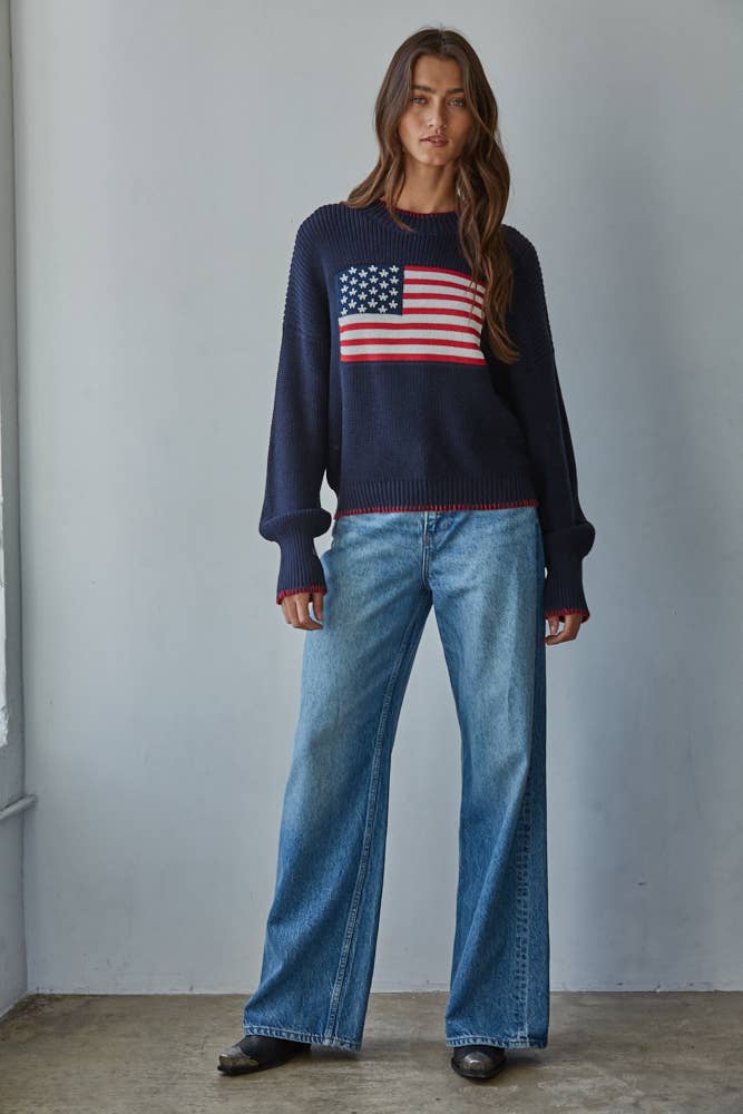 W2411 | Knit Sweater Crew American Flag Pullover: Off White / L