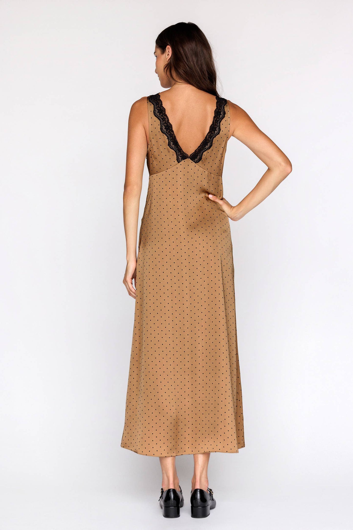 MEET ME POLKA DOT LACE TRIM MIDI DRESS: BRONZE/BLACK