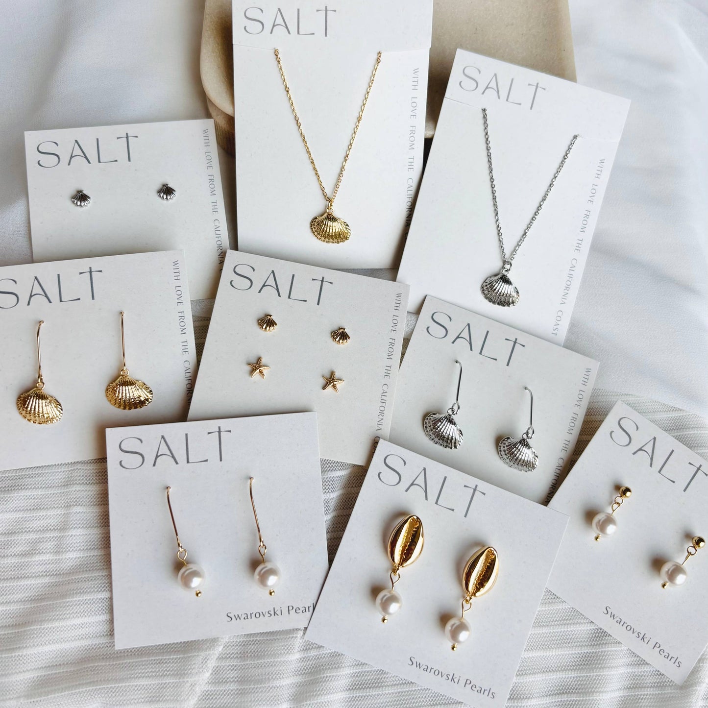 SCALLOP SEASHELL NECKLACE | gold or silver | coastal jewelry: SILVER (Rhodium / platinum)