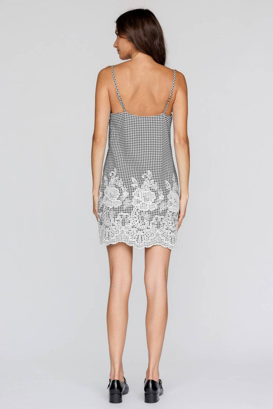 CHIC GINGHAM EMBROIDERED LACE MINI DRESS: BLACK/WHITE