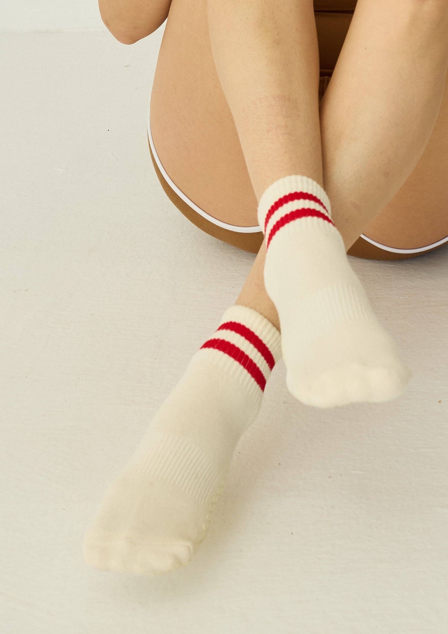 The Boyfriend Grip Sock: Off-White and Red