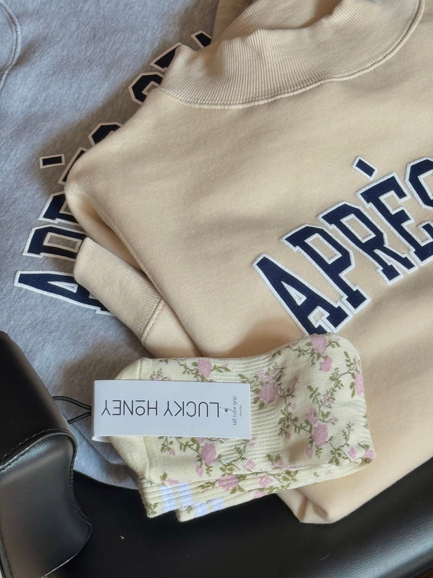 APRÈS SEA MOCK NECK CREWNECK SWEATSHIRT - BUTTER