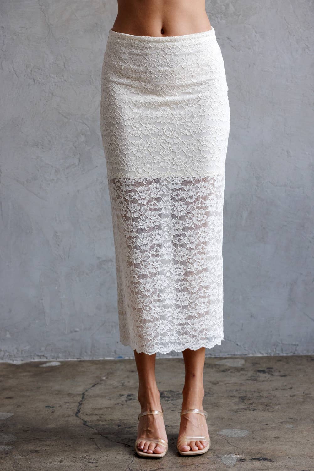 VOGUE FLORAL LACED BODYCON MIDI SKIRT: CREAM
