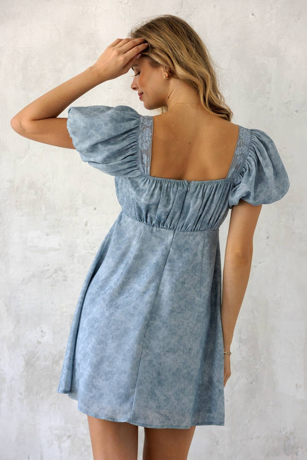 ELOISE FLORAL PUFF SLEEVE MINI DRESS: BLUE FLORAL