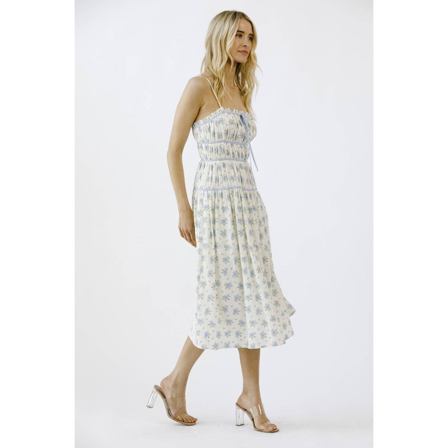 FLORAL PRINT AND CONTRAST LINING MIDI DRESS: IVORY/BLUE FLORAL