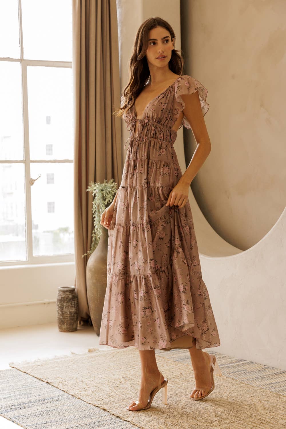 LANA FLORAL TIE FRONT TIERED MIDI DRESS: MAUVE FLORAL