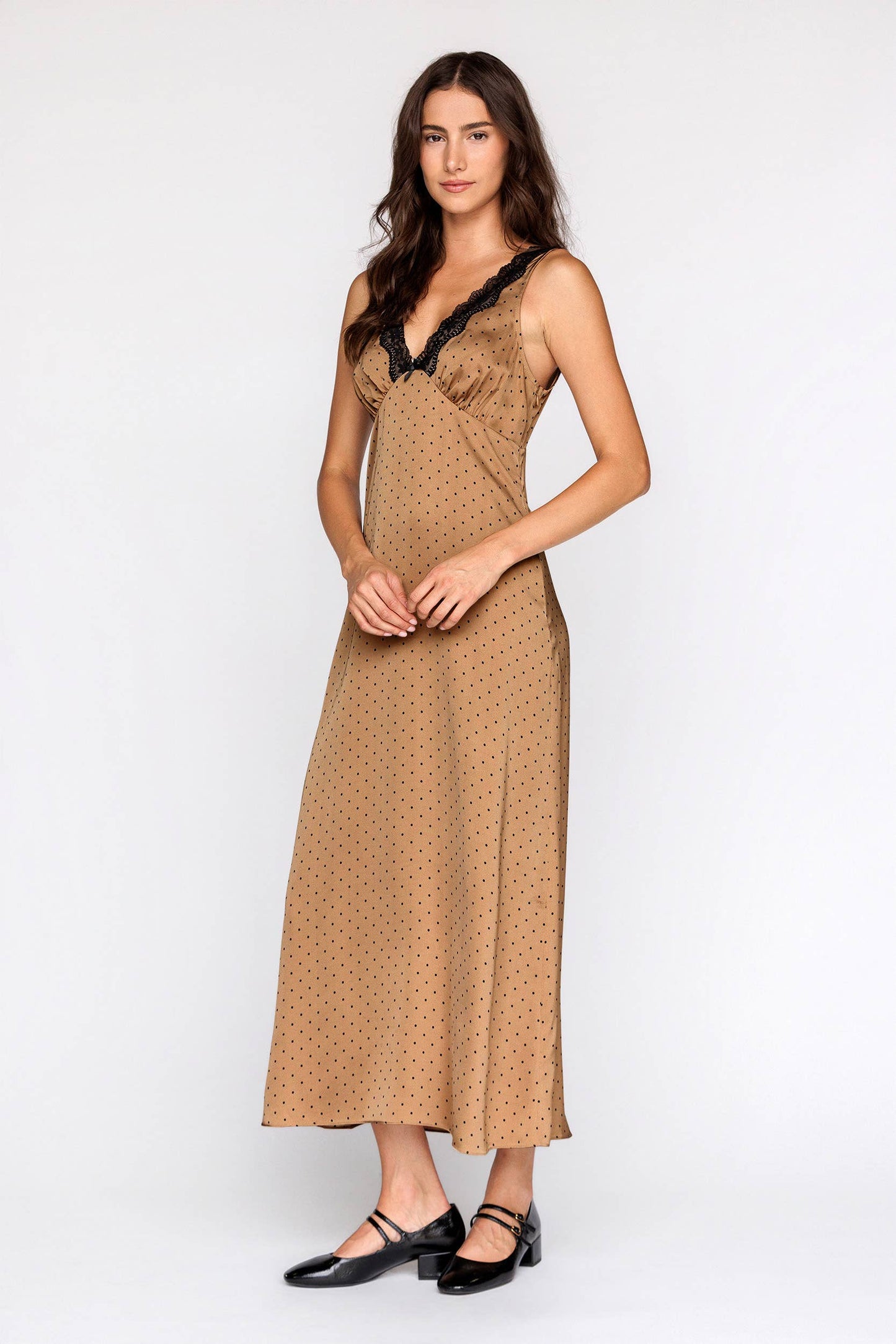 MEET ME POLKA DOT LACE TRIM MIDI DRESS: BRONZE/BLACK