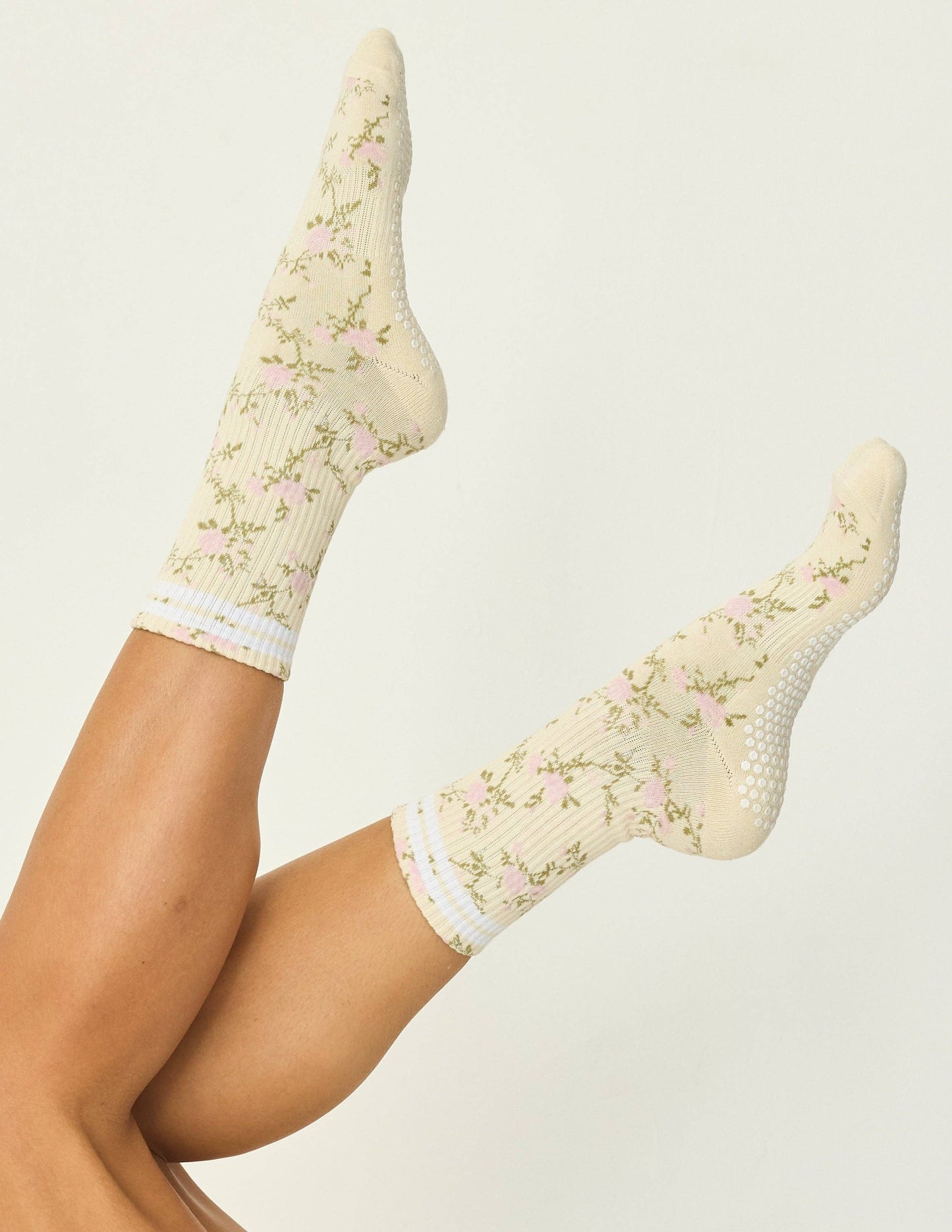 The Floral Grip Sock: Vintage Rose