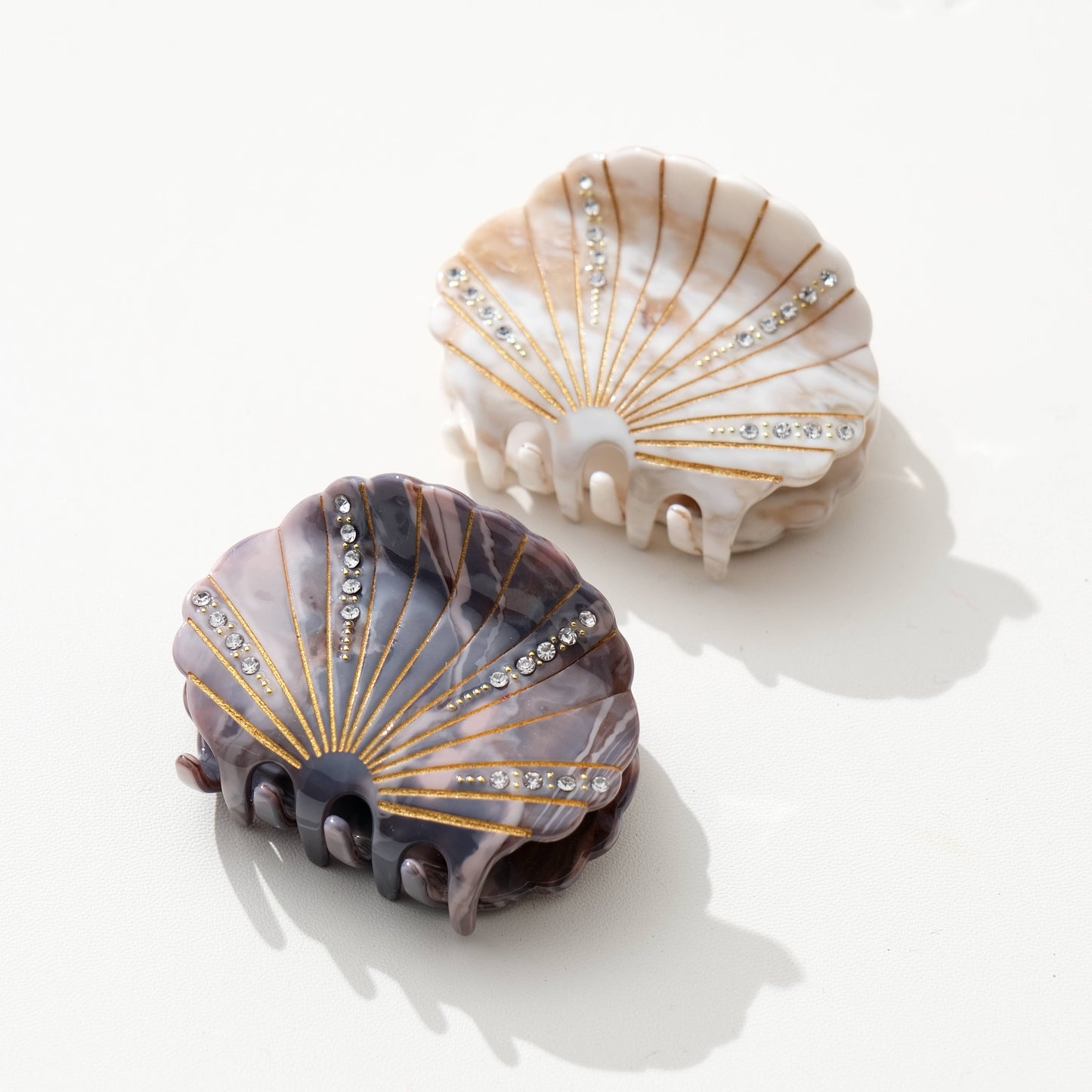 Calacatta Rhinestone Seashell Claw Clip - Medium: Assorted