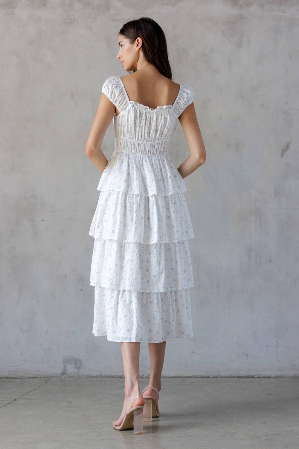 PRAIRIE GIRL: WHITE /BLUE FLORAL