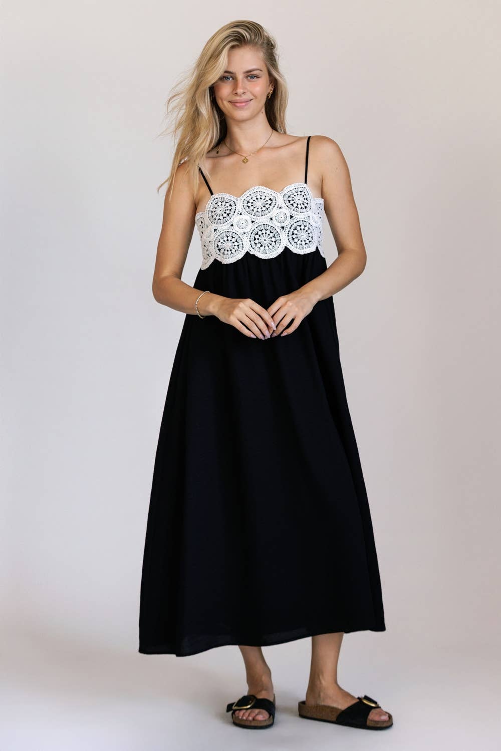 CROCHET LACE MIDI DRESS: BLACK/IVORY