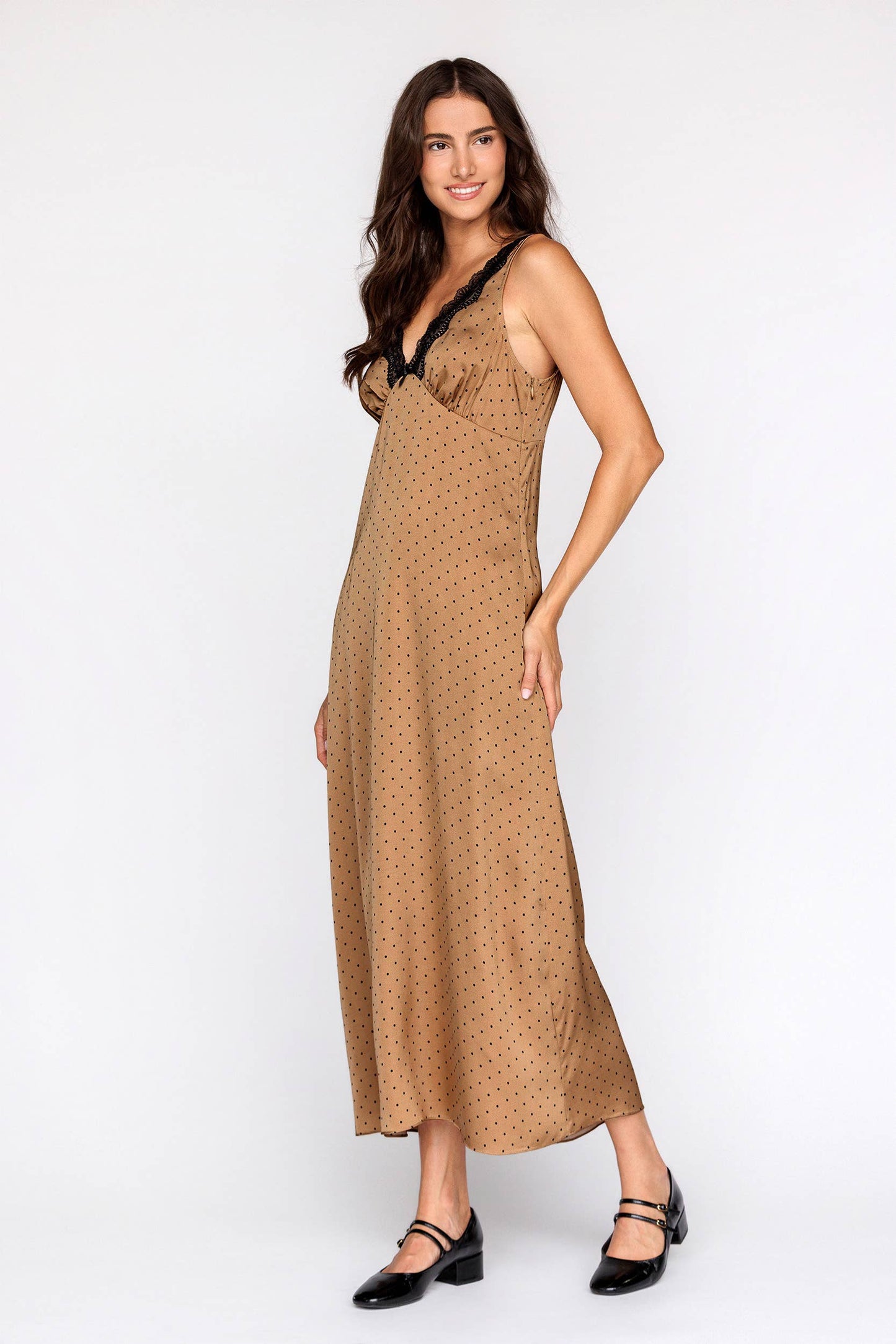 MEET ME POLKA DOT LACE TRIM MIDI DRESS: BRONZE/BLACK