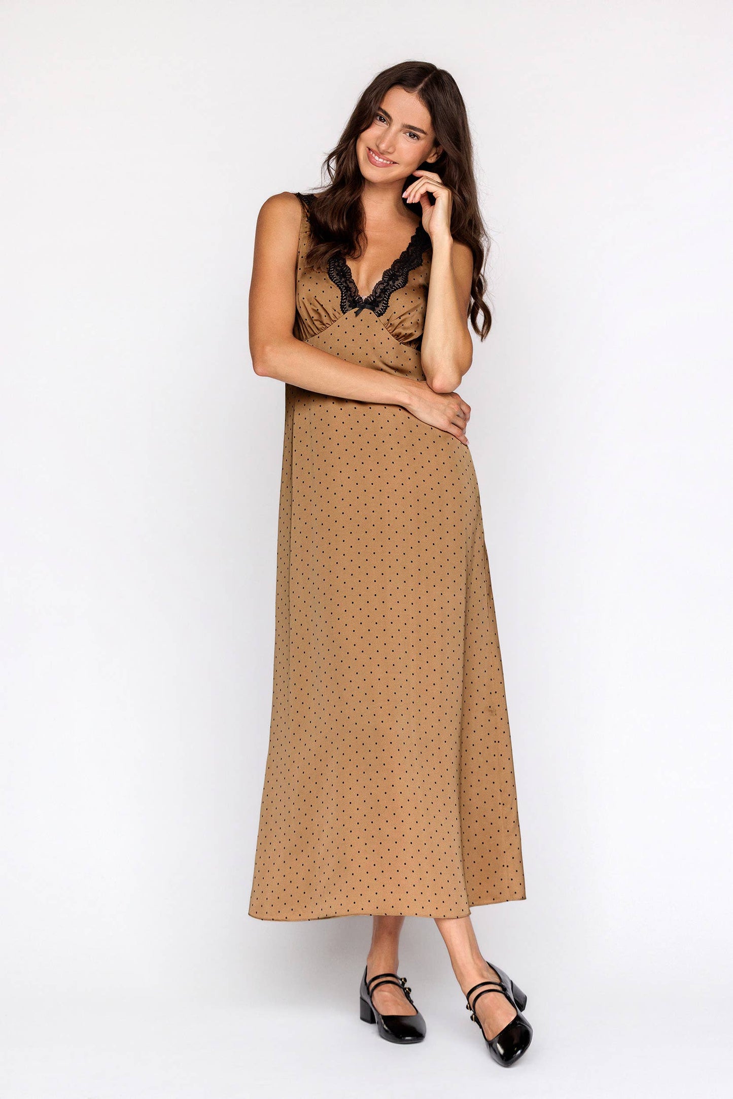 MEET ME POLKA DOT LACE TRIM MIDI DRESS: BRONZE/BLACK