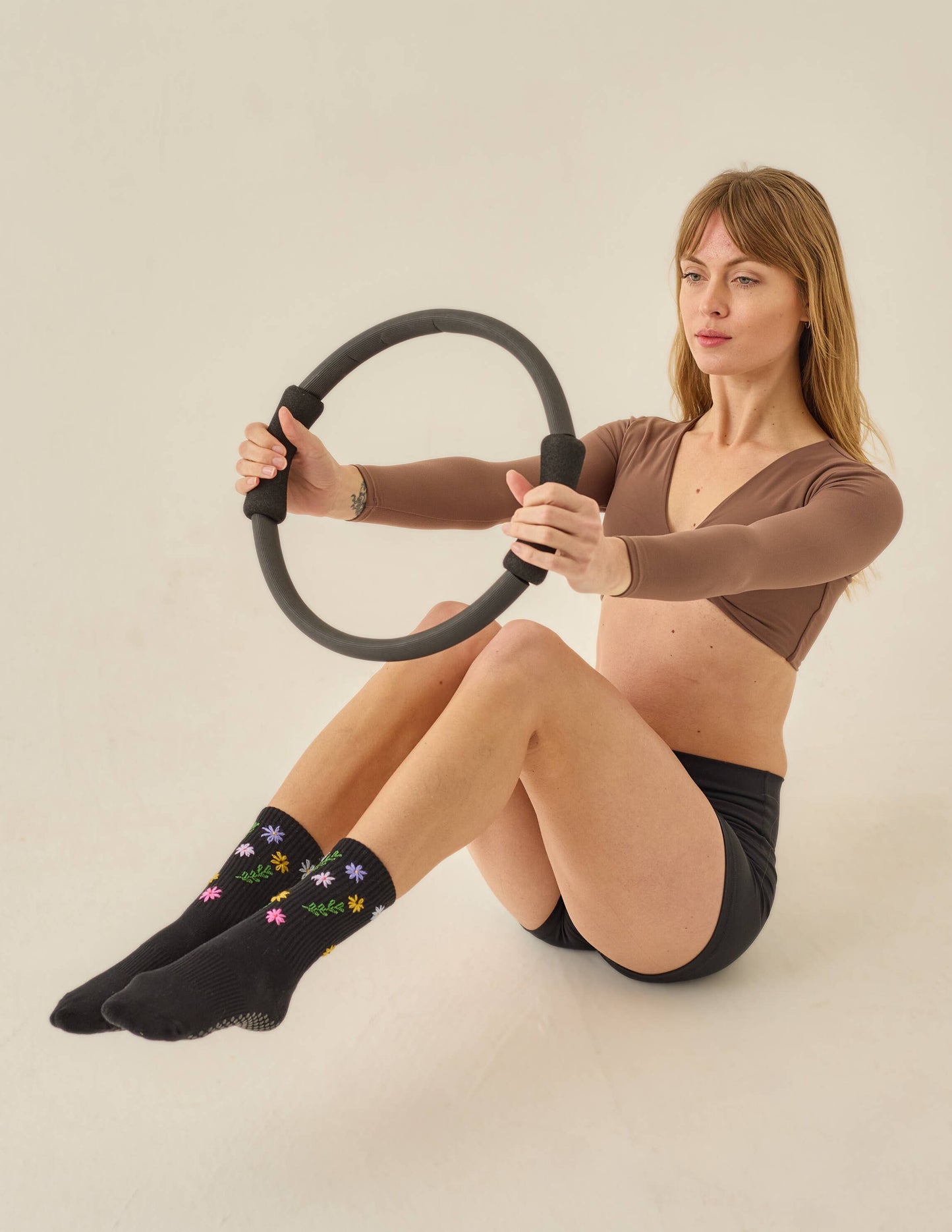 The Wild Flower Sock: Black