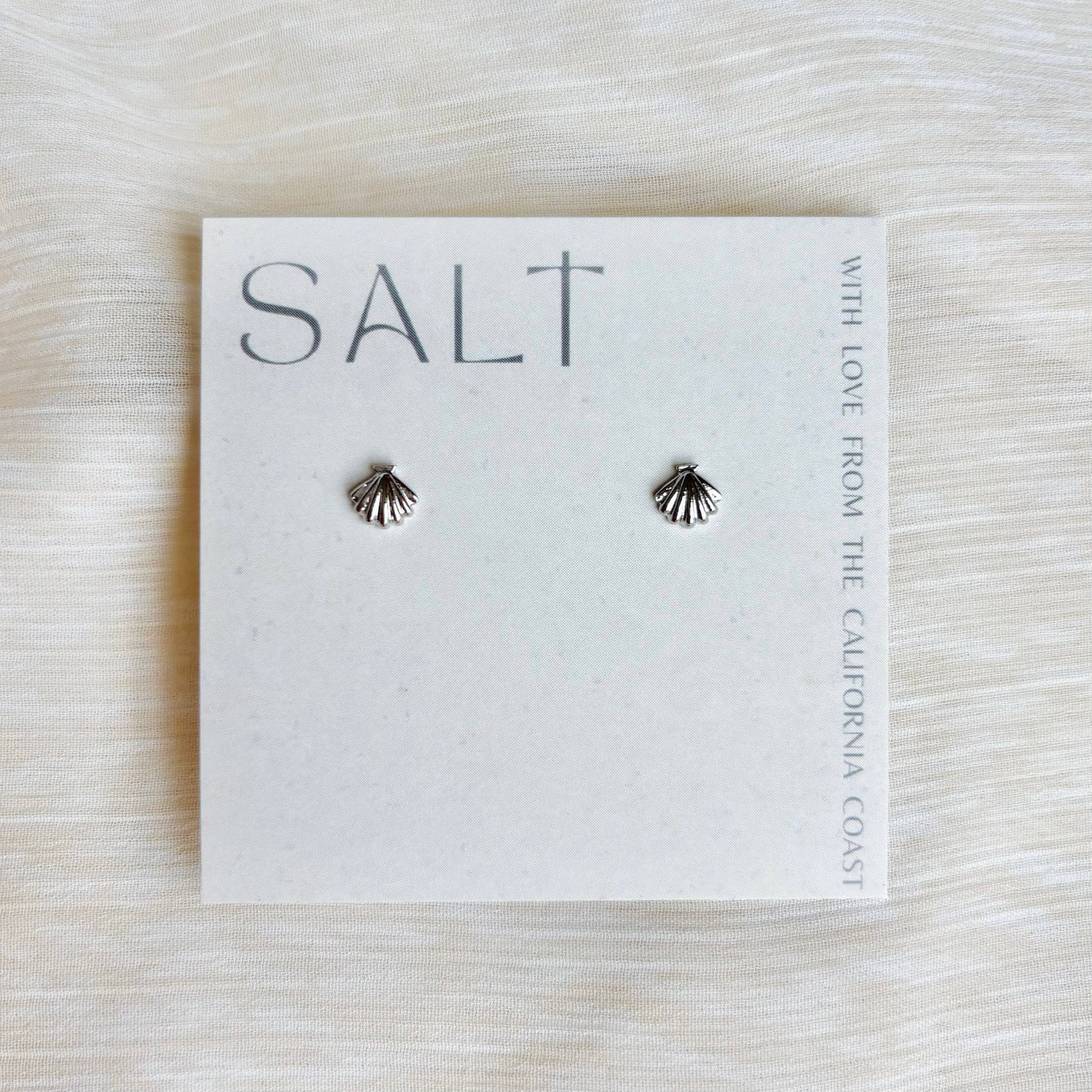 SEASHELL STUDS | silver | dainty shell stud earrings
