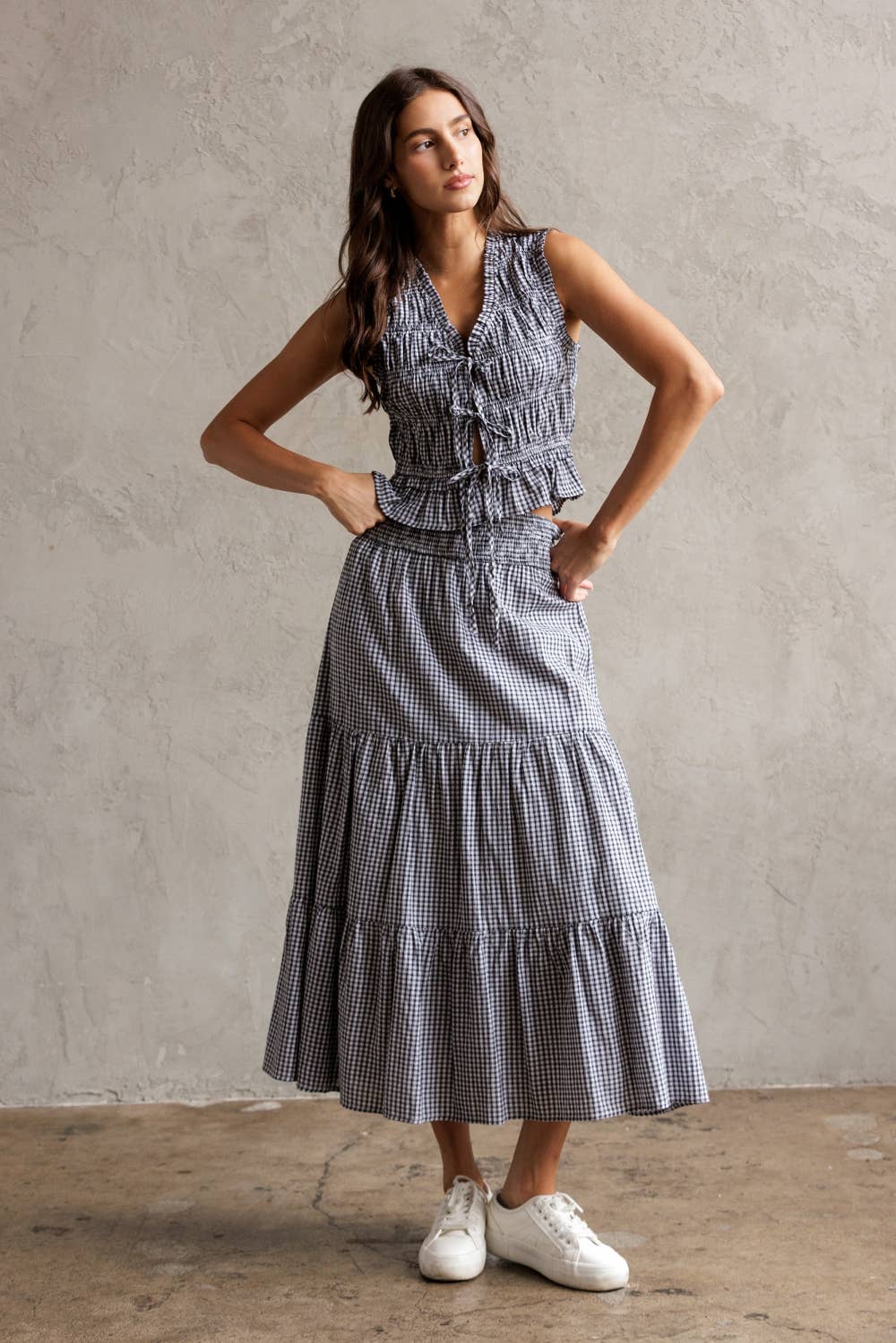 CHIC SMOCKED GINGHAM TOP: BLACK/WHITE CHECK