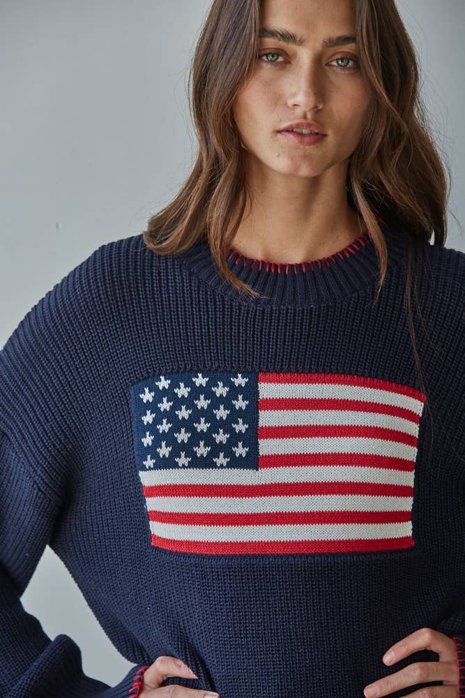 W2411 | Knit Sweater Crew American Flag Pullover: Off White / S