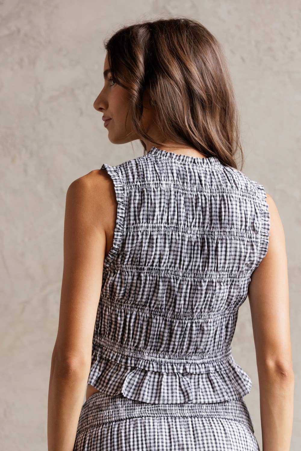 CHIC SMOCKED GINGHAM TOP: BLACK/WHITE CHECK