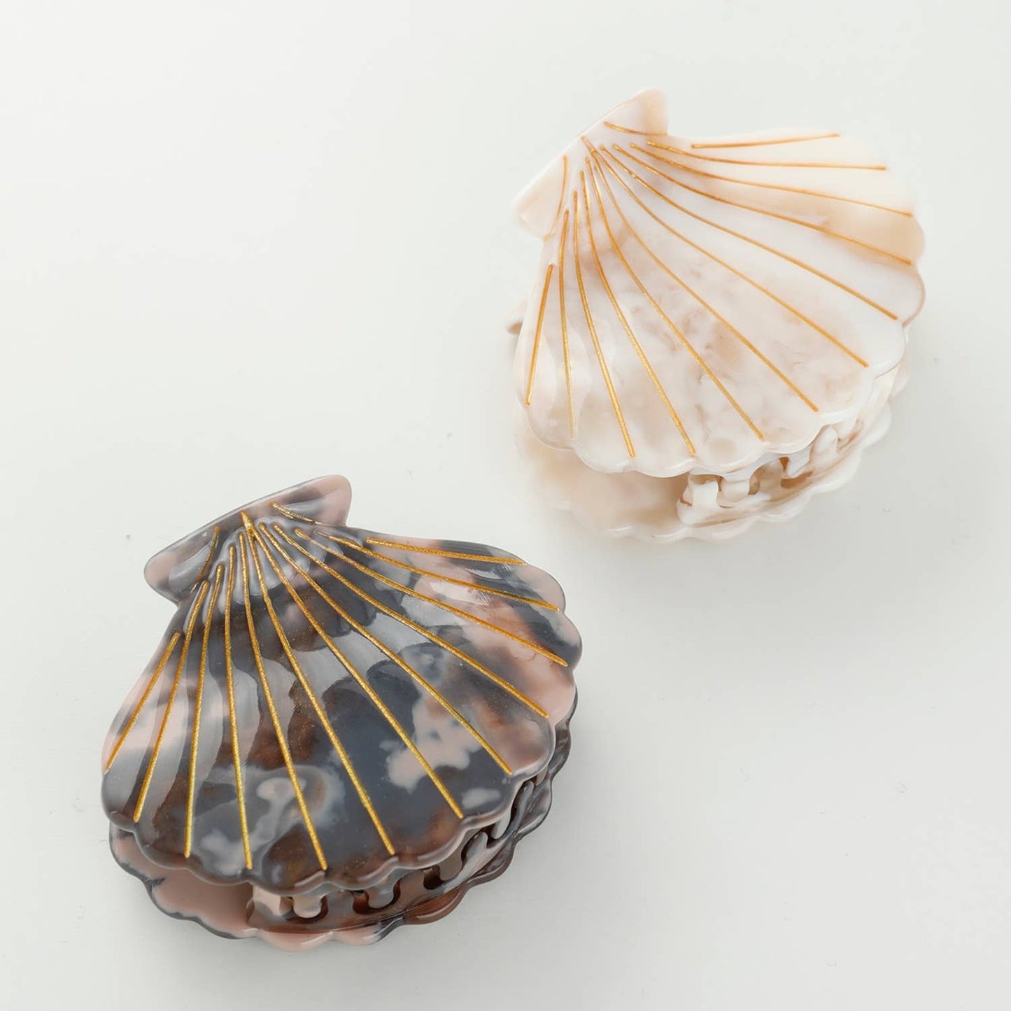 Calacatta Seashell Claw Clip - Small : Assorted
