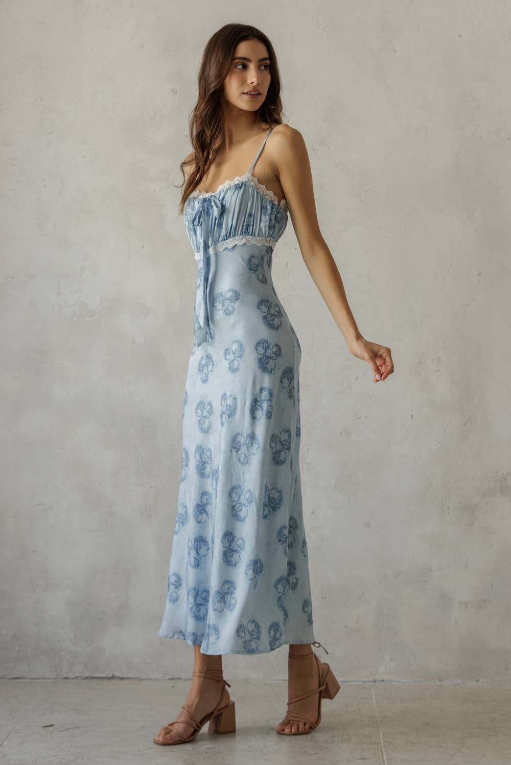 BLUE SEA FLORAL LACE TRIM MIDI DRESS