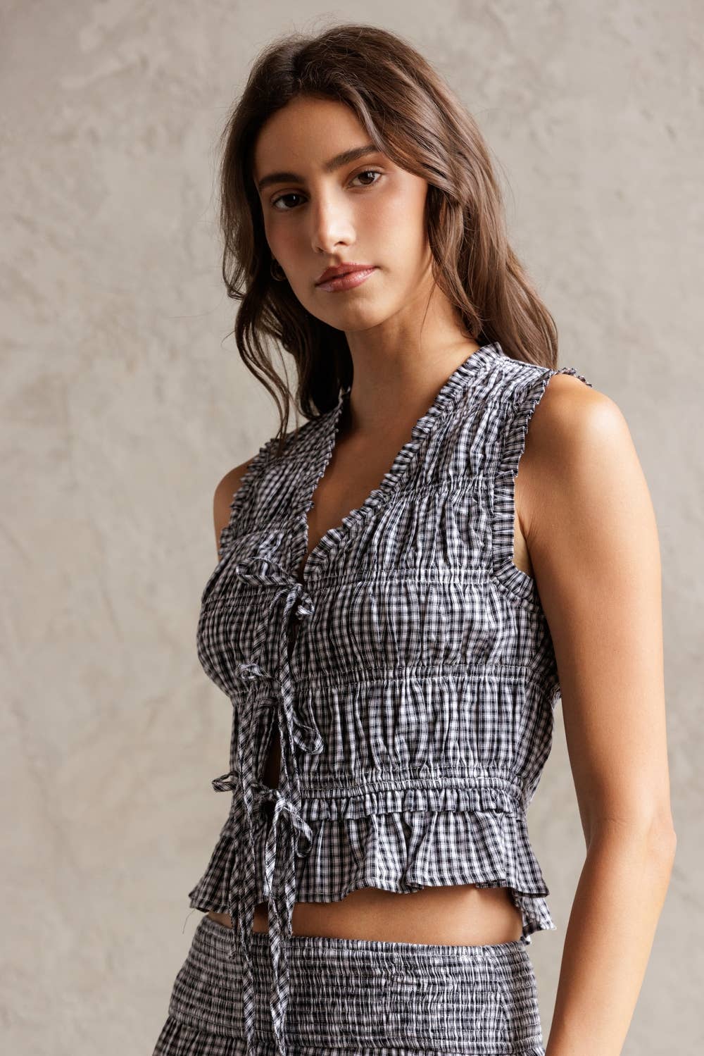 CHIC SMOCKED GINGHAM TOP: BLACK/WHITE CHECK