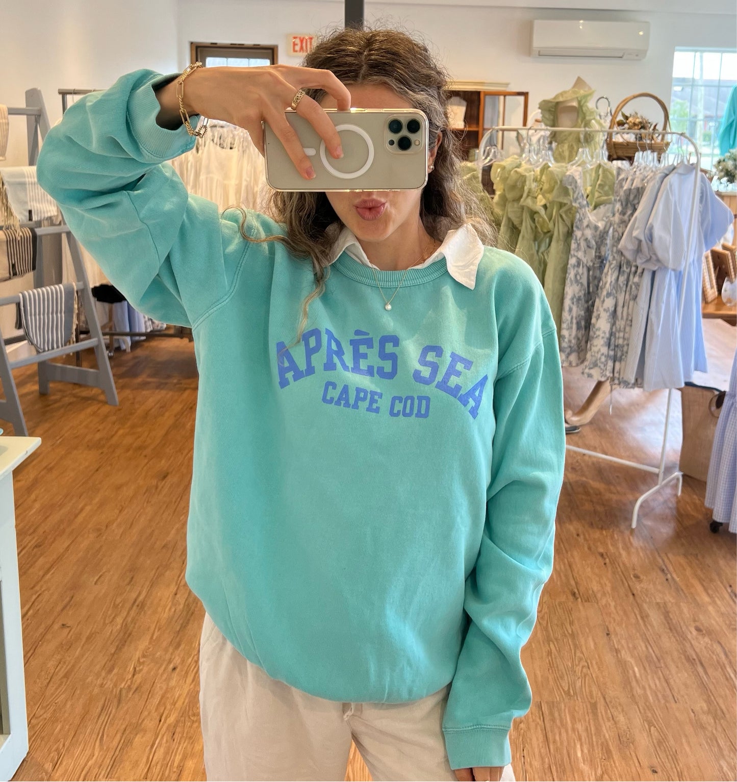 APRÈS SEA CAPE COD ™️ CREW - HYDRANGEA